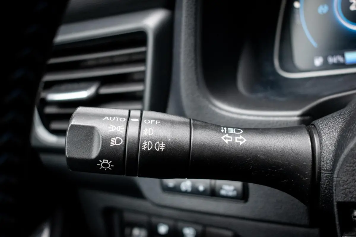 N-Connecta 40 kWh|SOH 90%|CAMERA|ADAPT. CRUISE|CARPLAY|CLIMATE|KEYLESS|DODEHOEKDETECTIE