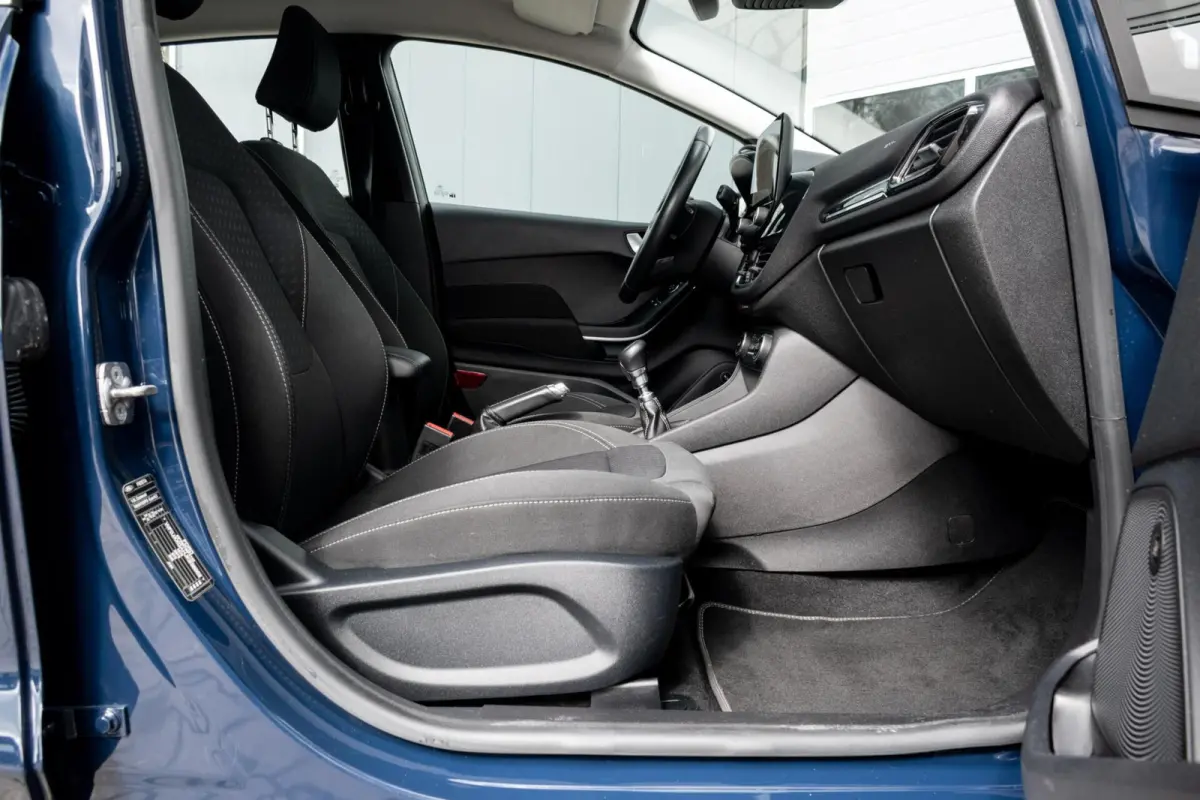 1.0 EcoBoost Titanium|1e EIGENAAR|CLIMATE|KEYLESS|CARPLAY|CRUISE|NAVI