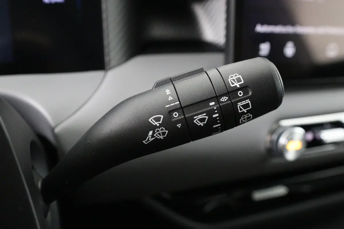 Luxury 64 kWh | 360 Camera | Warmtepomp | Stoel/Stuurverwarming | Clima | Navi | LED | Cruise Adaptive