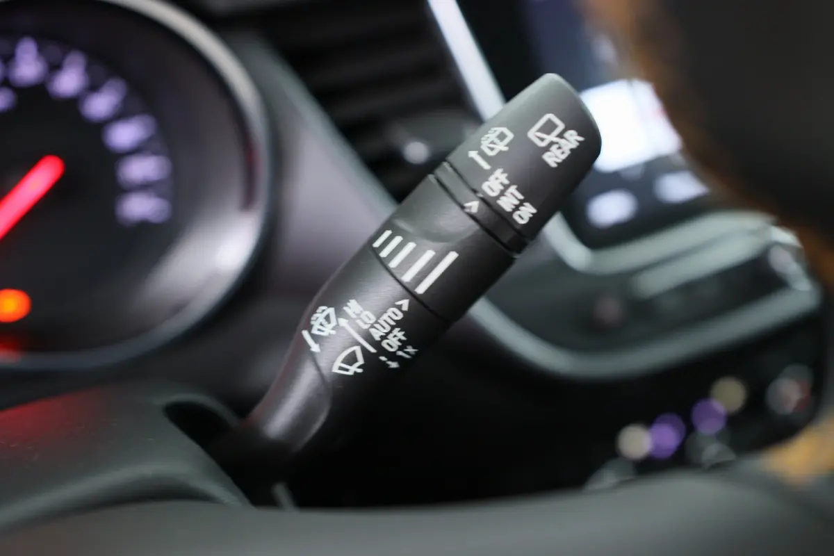 1.2 Turbo Innovation | Dealer Onderhouden! | Climate Control | Navigatie | Parkeersensoren | Keyless | Cruise Control | Apple Carplay / Android Auto | Lichtmetalen Velgen
