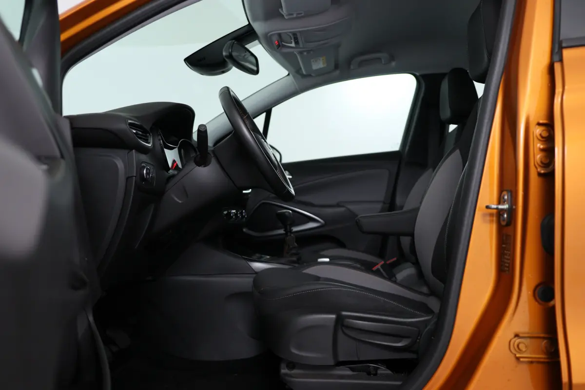 1.2 Turbo Innovation | Dealer Onderhouden! | Climate Control | Navigatie | Parkeersensoren | Keyless | Cruise Control | Apple Carplay / Android Auto | Lichtmetalen Velgen