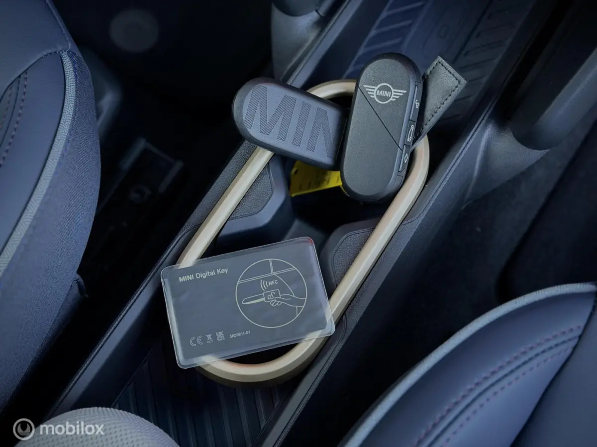 Cooper E Favoured M 40.7 kWh Nieuw! Fabriek Garantie!!