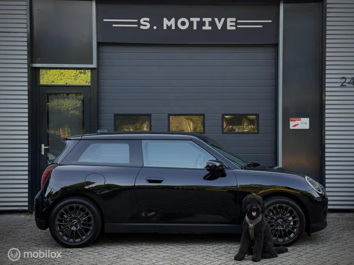 Cooper E Favoured M 40.7 kWh Nieuw! Fabriek Garantie!!