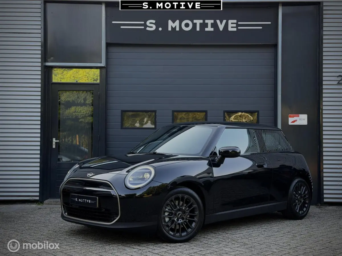 Cooper E Favoured M 40.7 kWh Nieuw! Fabriek Garantie!!