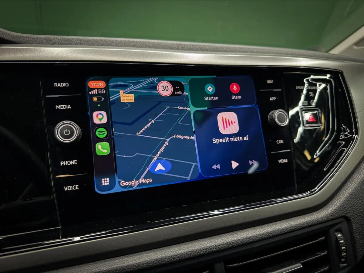1.0 TSI Automaat Carplay | Led | Sensoren
