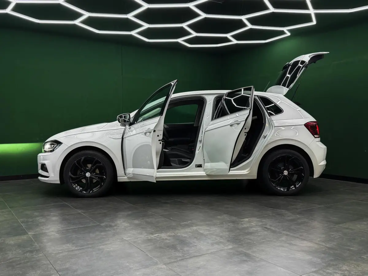 1.0 TSI Automaat Carplay | Led | Sensoren