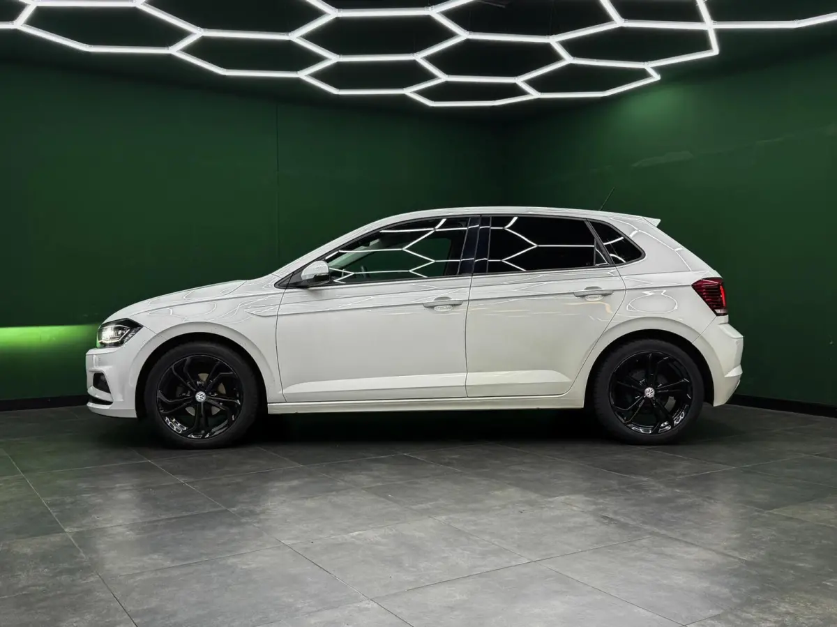 1.0 TSI Automaat Carplay | Led | Sensoren