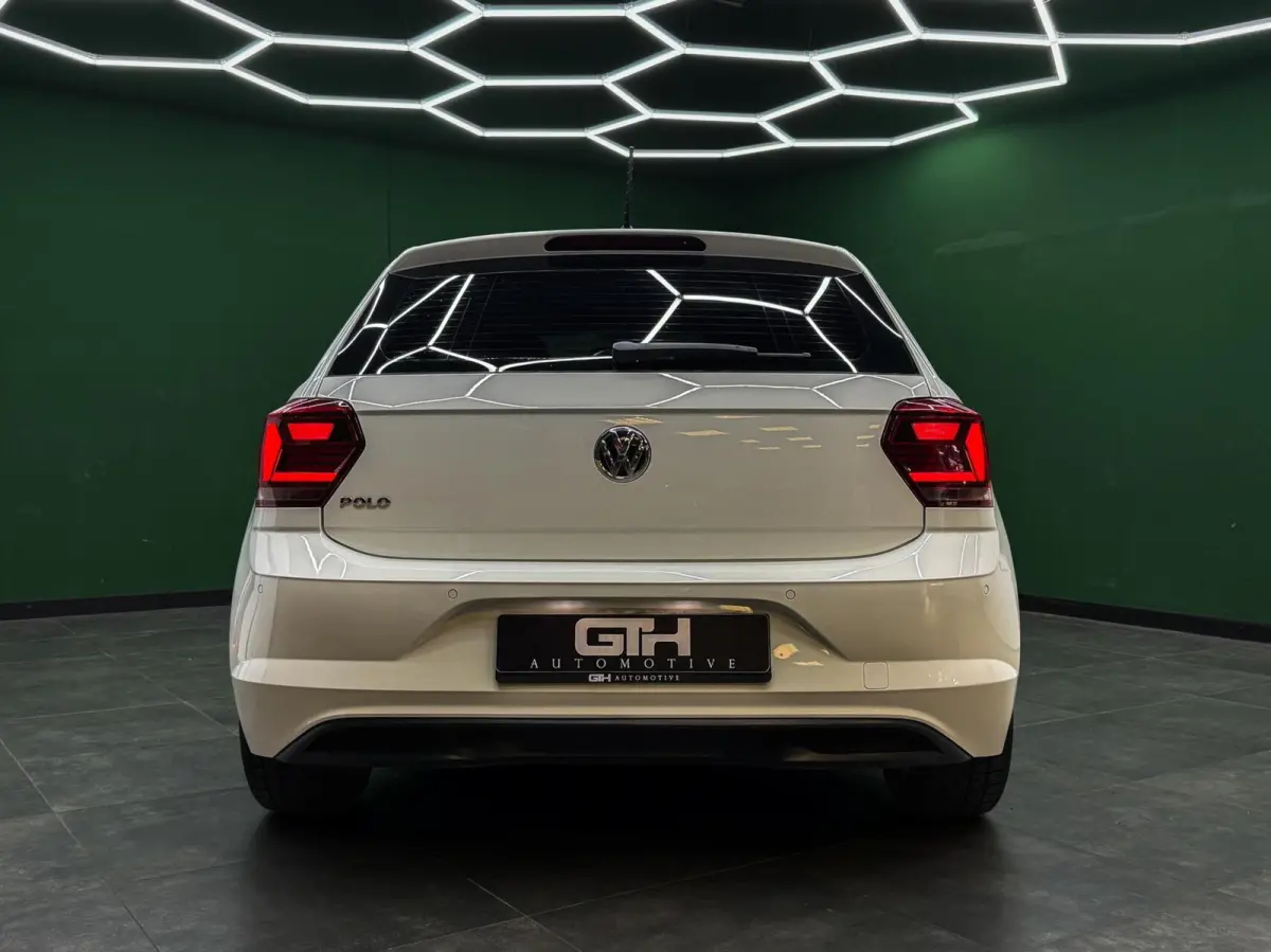 1.0 TSI Automaat Carplay | Led | Sensoren