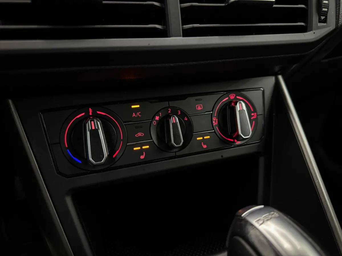 1.0 TSI Automaat Carplay | Led | Sensoren