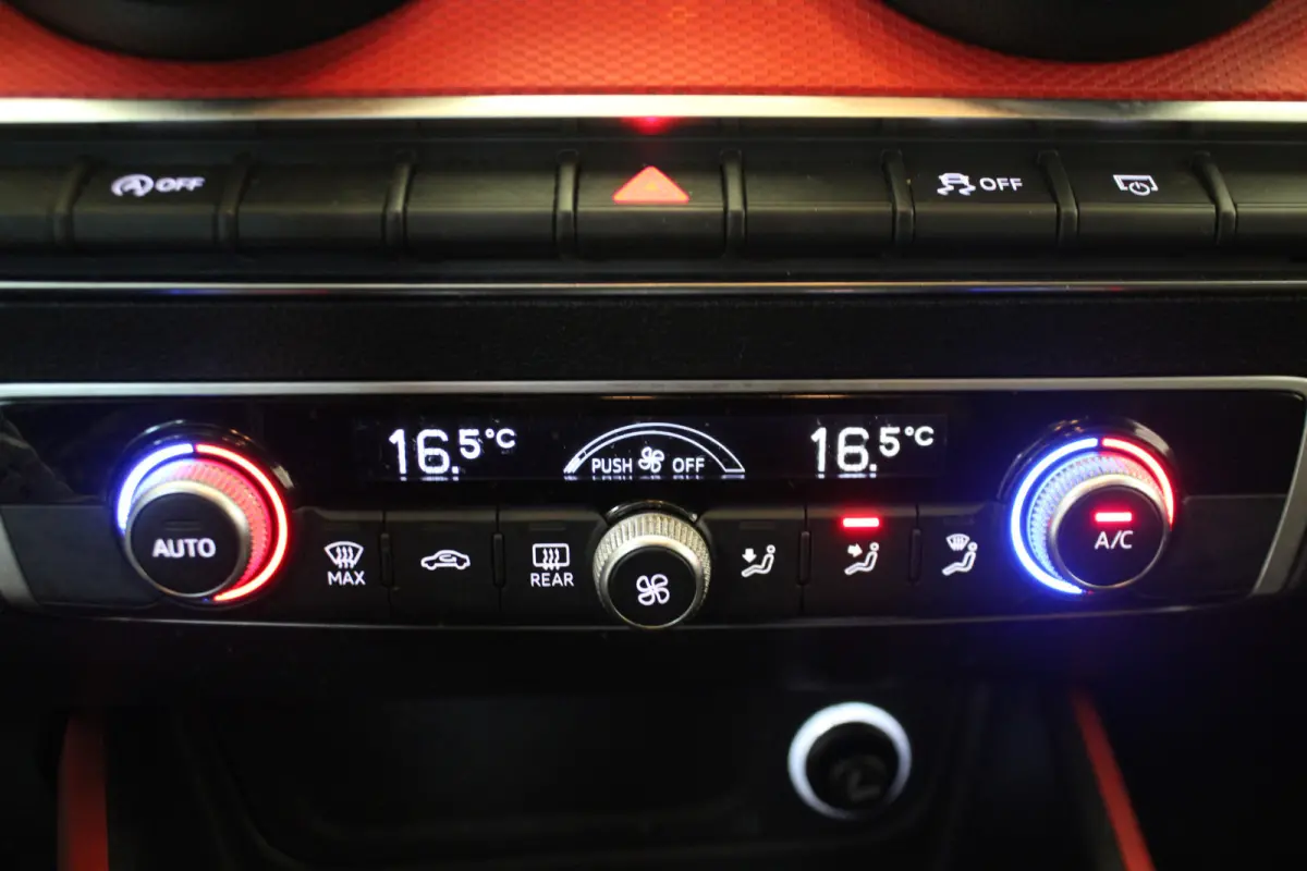 1.0 TFSI Sport Pro Line |Camera|Navi|