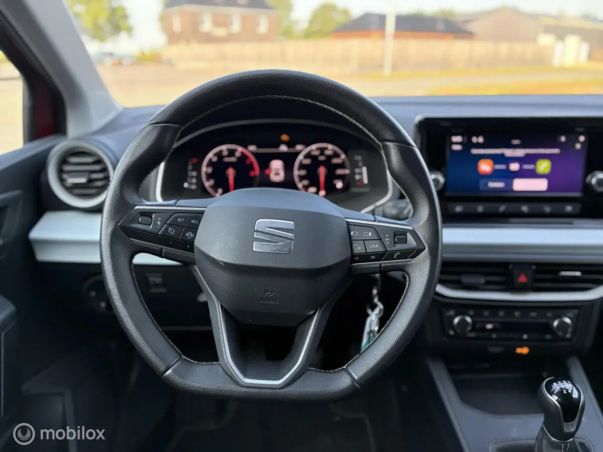 1.0 EcoTSI Style Business Connect | 02/2023 | 82.976 km | NL Auto | BTW | Rood Metallic