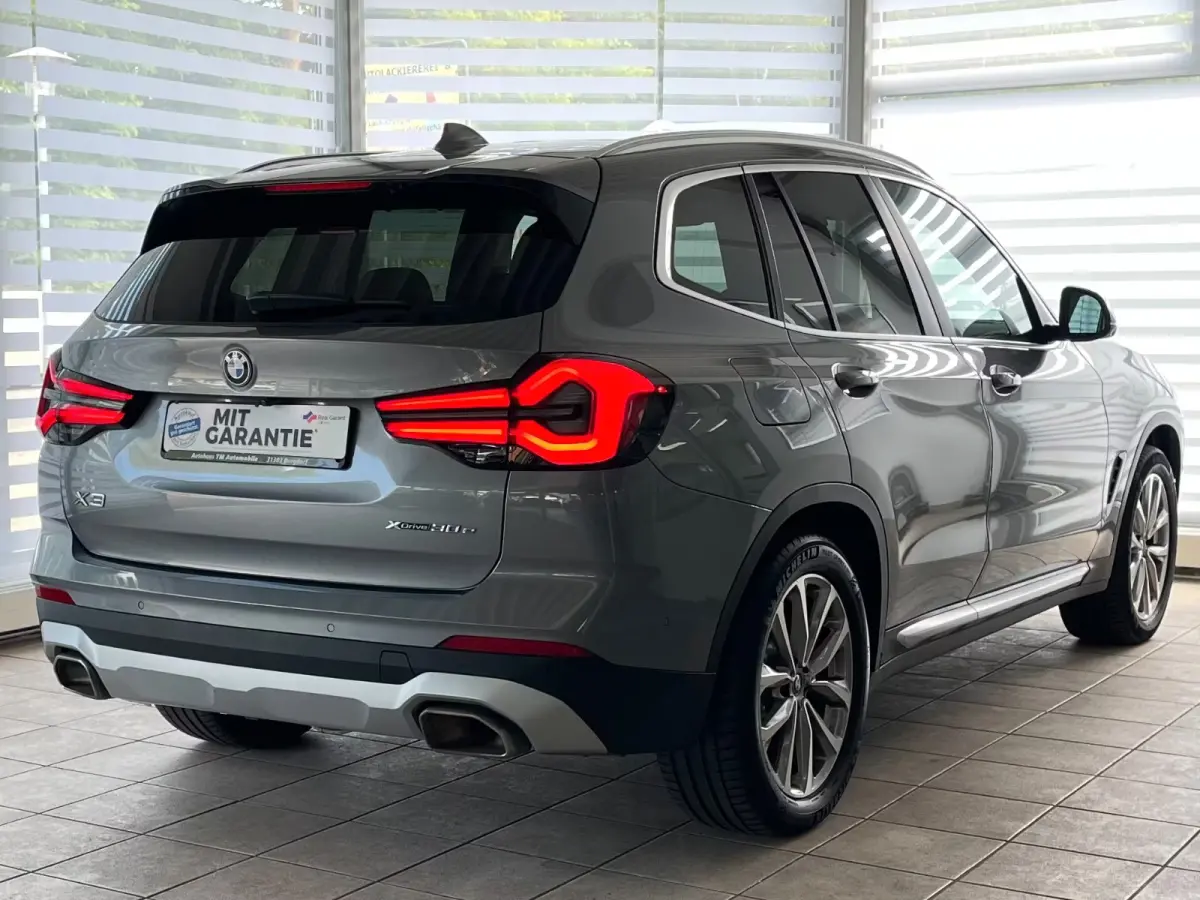 xDrive30e ** LASER, BEIGE LEDER, TREKH, PANORAMA, HuD, ACC, 19-inch LMV ** 1e eig - UNFALLFREI ** ** INFORMEER OOK NAAR ONZE AANTREKKELIJKE FINANCIAL-LEASE TARIEVEN **