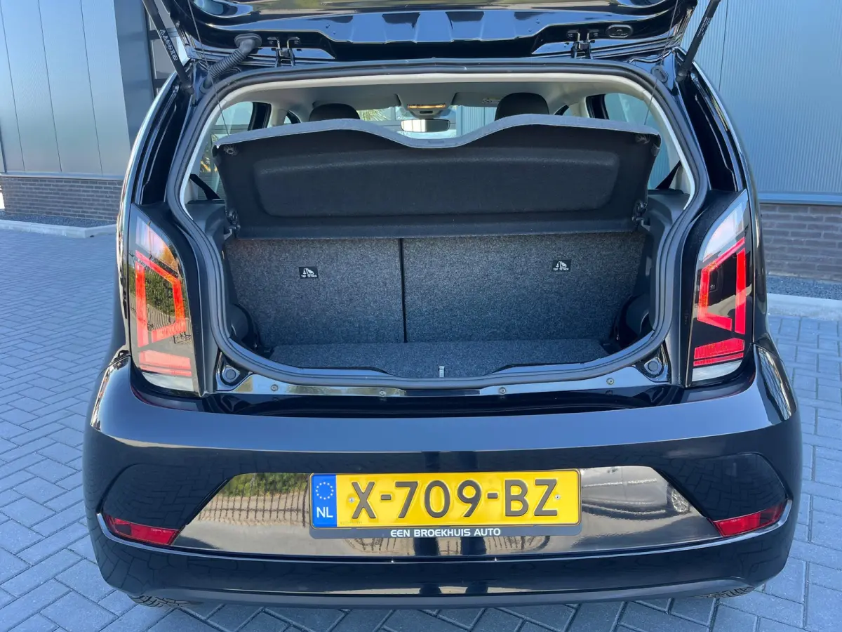 Up! 1.0 NL.Auto/Black edition/Airco/5Deurs/Elc.Pakket/1Ste Eigenaar/Dealer onderhouden