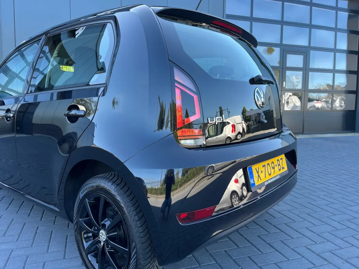 Up! 1.0 NL.Auto/Black edition/Airco/5Deurs/Elc.Pakket/1Ste Eigenaar/Dealer onderhouden