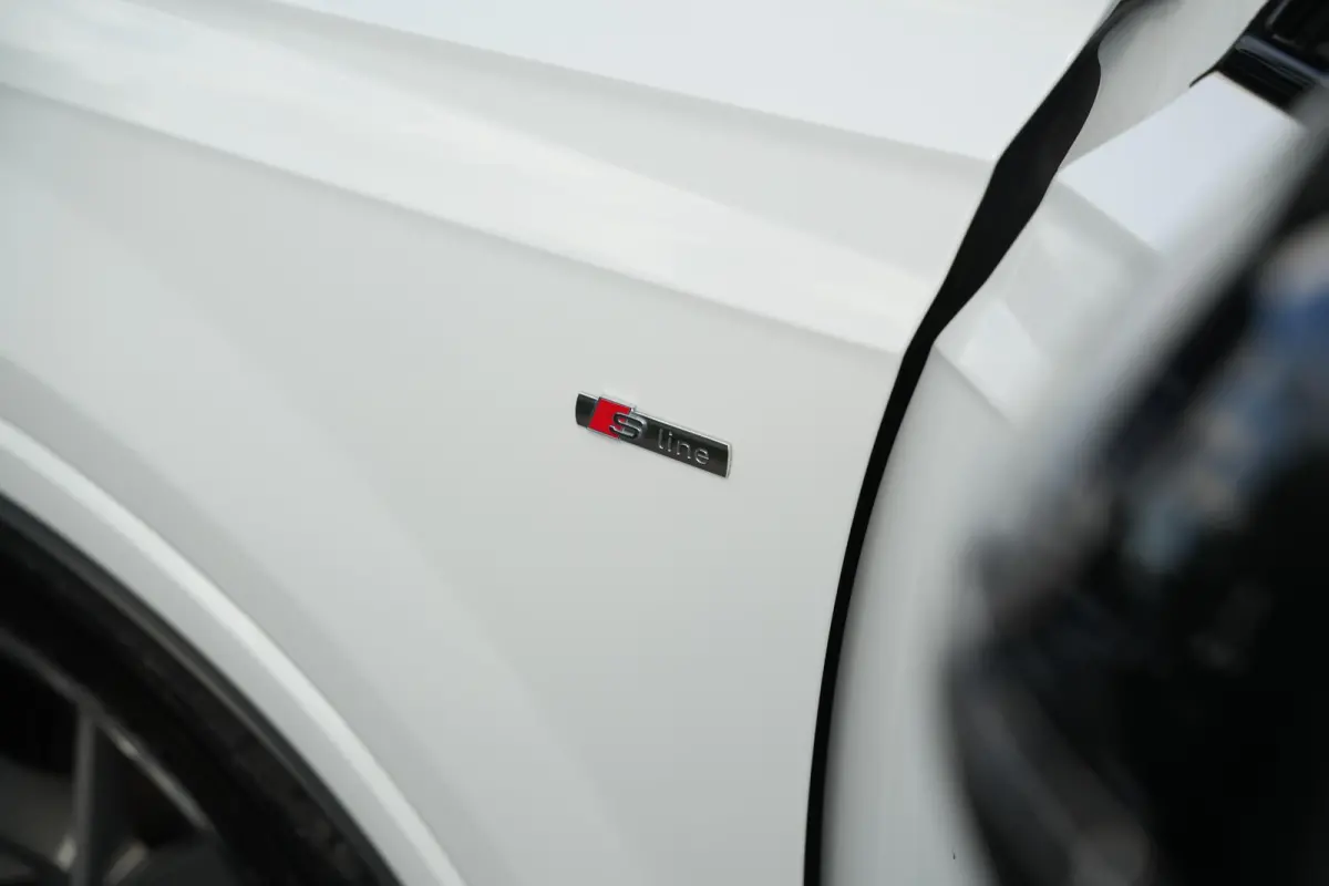 60 TFSI e quattro Pro Line S Competition Panoramadak Luxe Leder Trekhaak Luchtvering 456 PK!