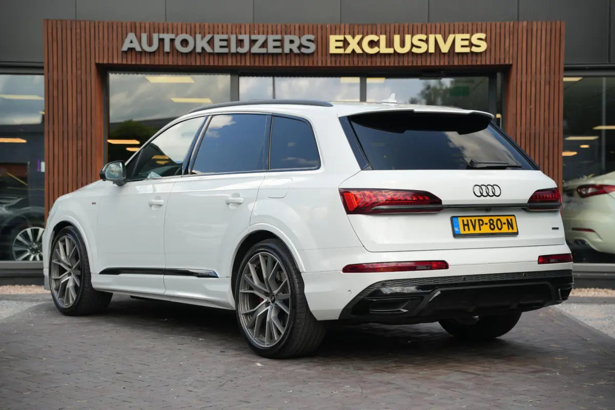 60 TFSI e quattro Pro Line S Competition Panoramadak Luxe Leder Trekhaak Luchtvering 456 PK!