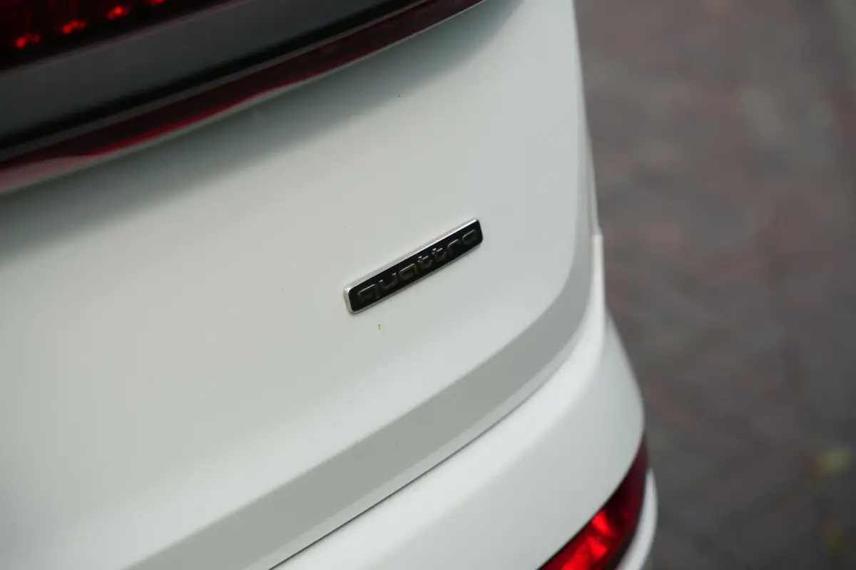60 TFSI e quattro Pro Line S Competition Panoramadak Luxe Leder Trekhaak Luchtvering 456 PK!