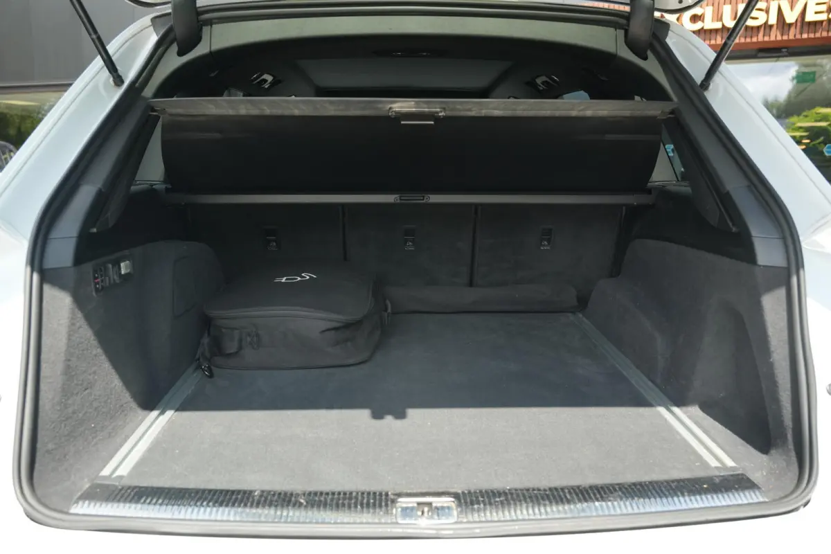 60 TFSI e quattro Pro Line S Competition Panoramadak Luxe Leder Trekhaak Luchtvering 456 PK!