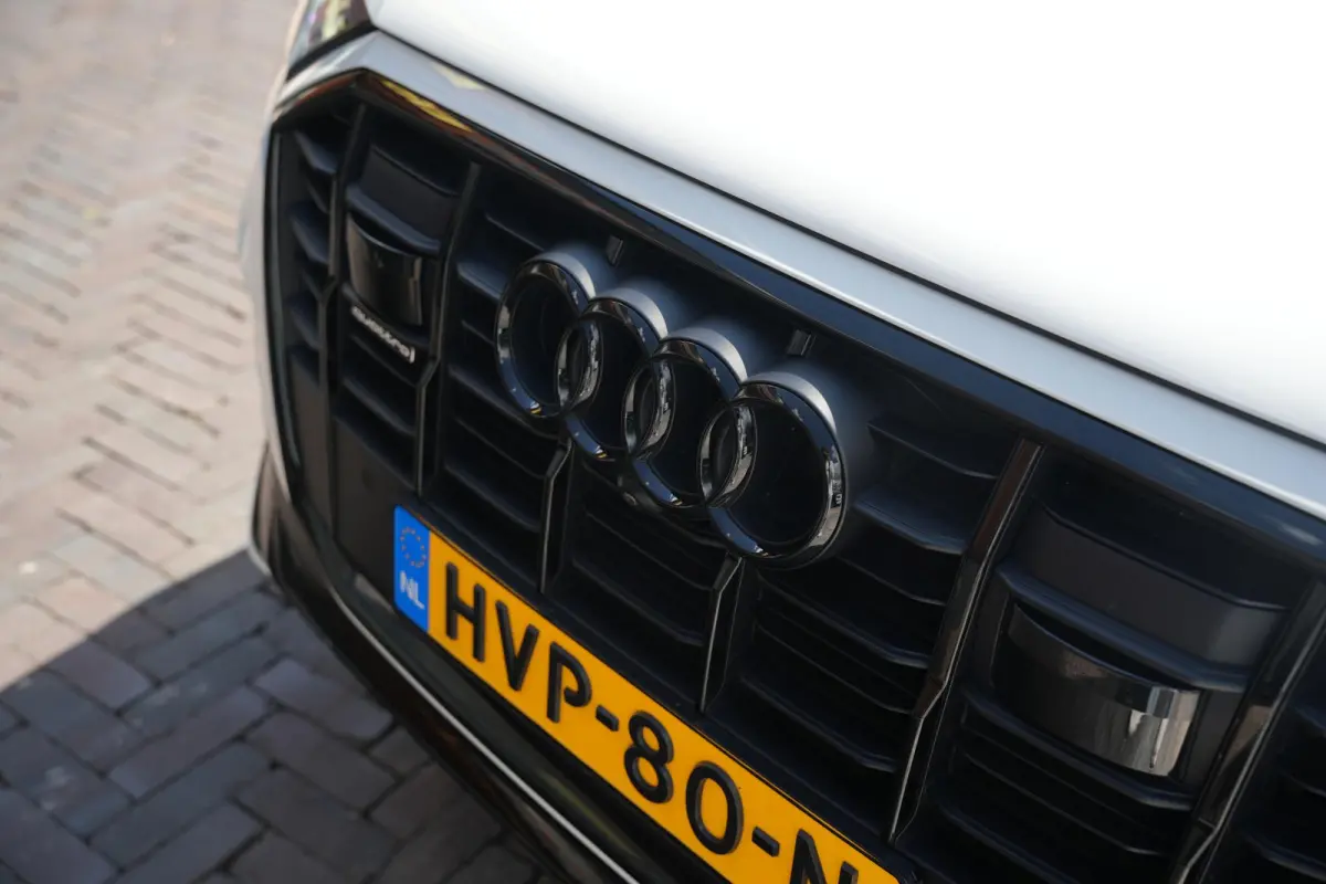 60 TFSI e quattro Pro Line S Competition Panoramadak Luxe Leder Trekhaak Luchtvering 456 PK!