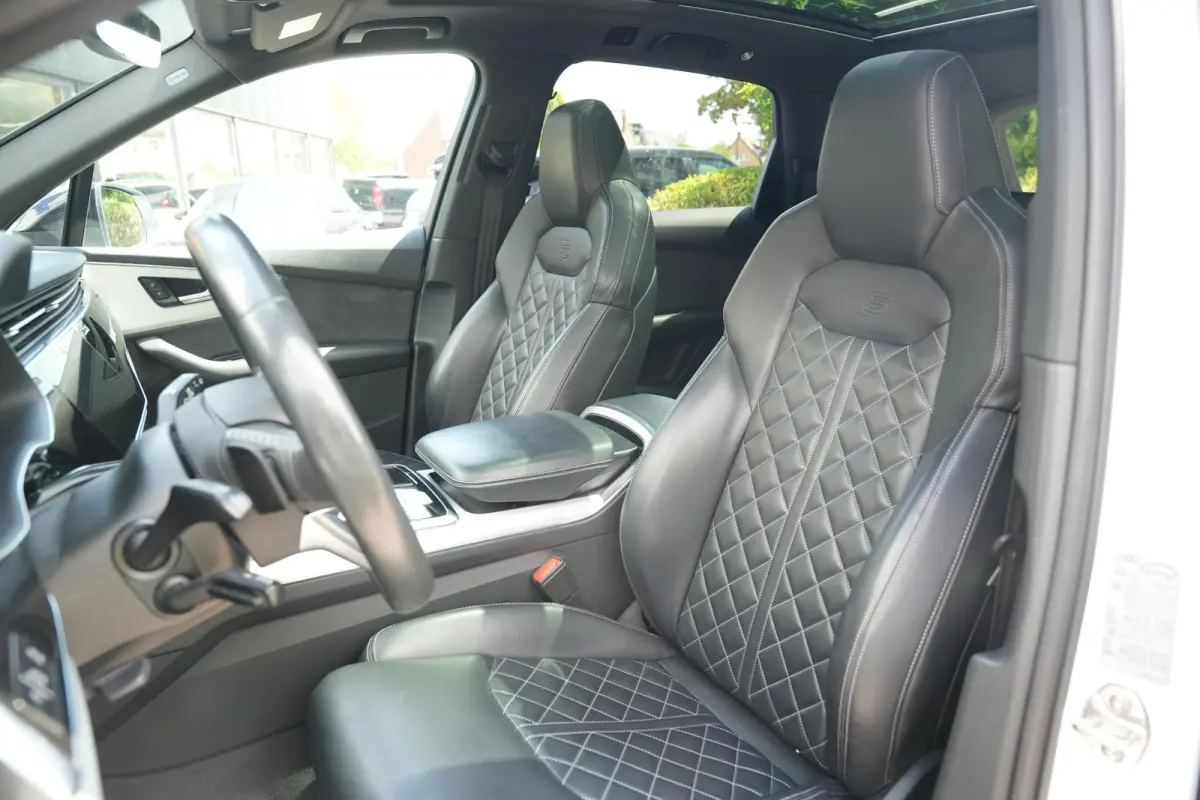 60 TFSI e quattro Pro Line S Competition Panoramadak Luxe Leder Trekhaak Luchtvering 456 PK!