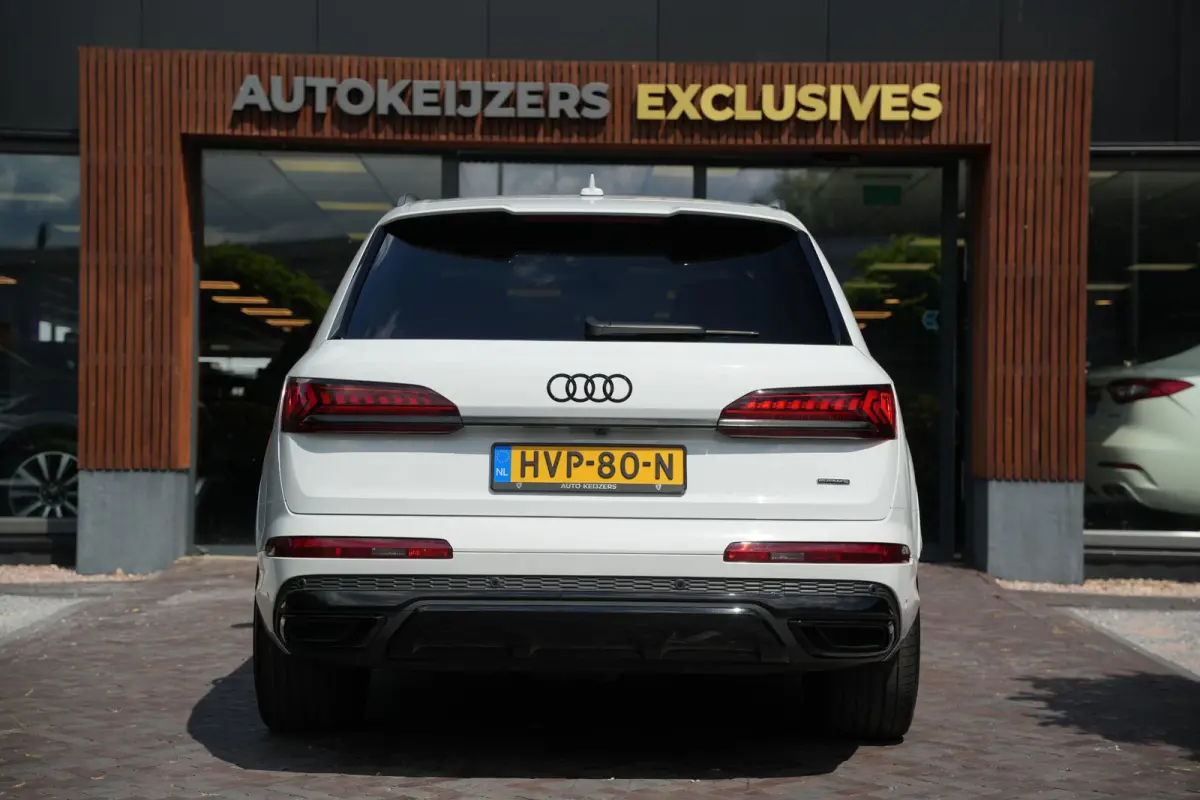 60 TFSI e quattro Pro Line S Competition Panoramadak Luxe Leder Trekhaak Luchtvering 456 PK!