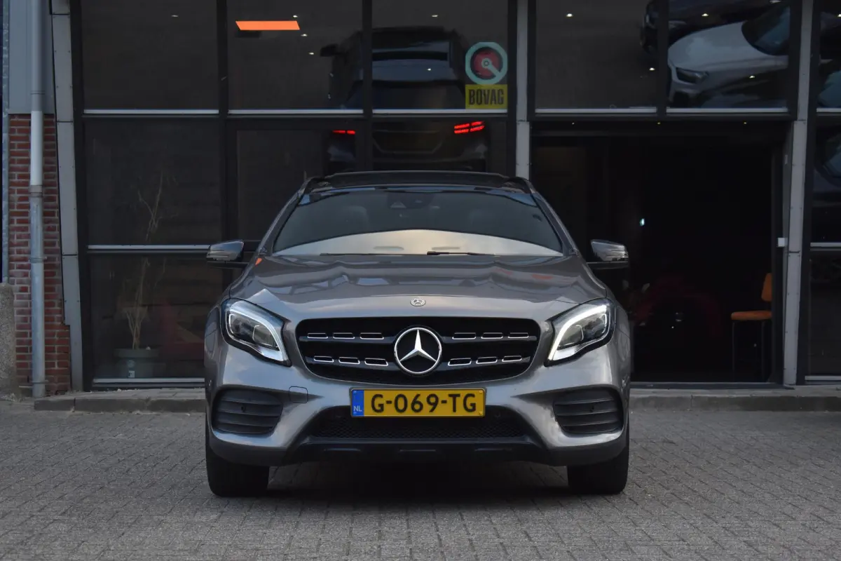 180 AMG Line Pano Keyless Camera LED