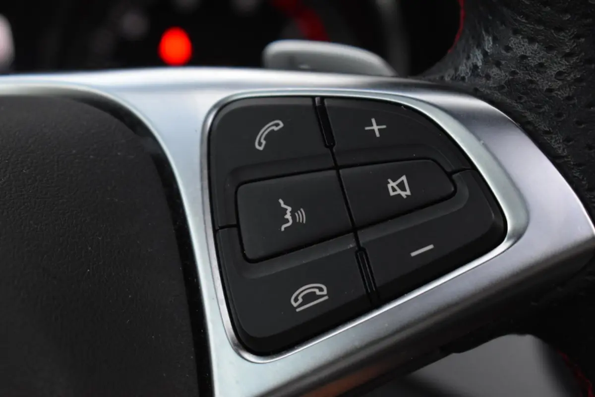 180 AMG Line Pano Keyless Camera LED