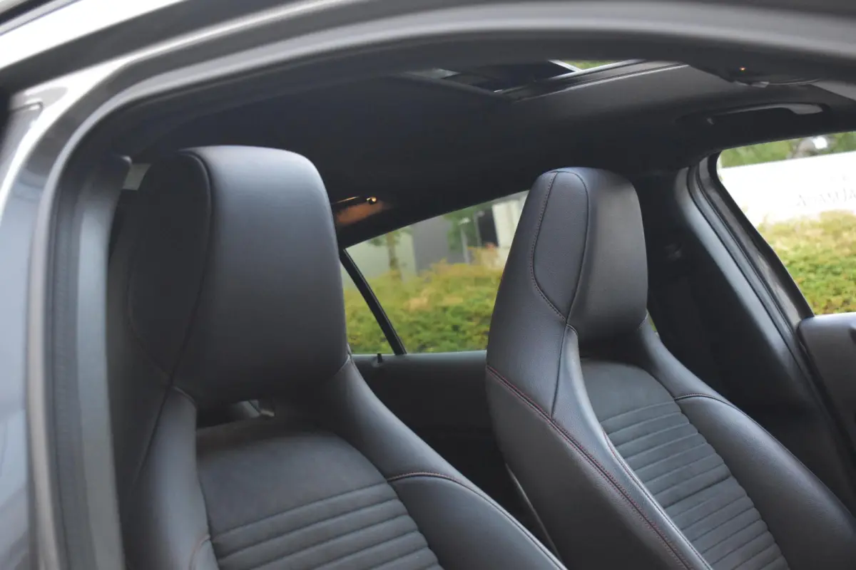 180 AMG Line Pano Keyless Camera LED