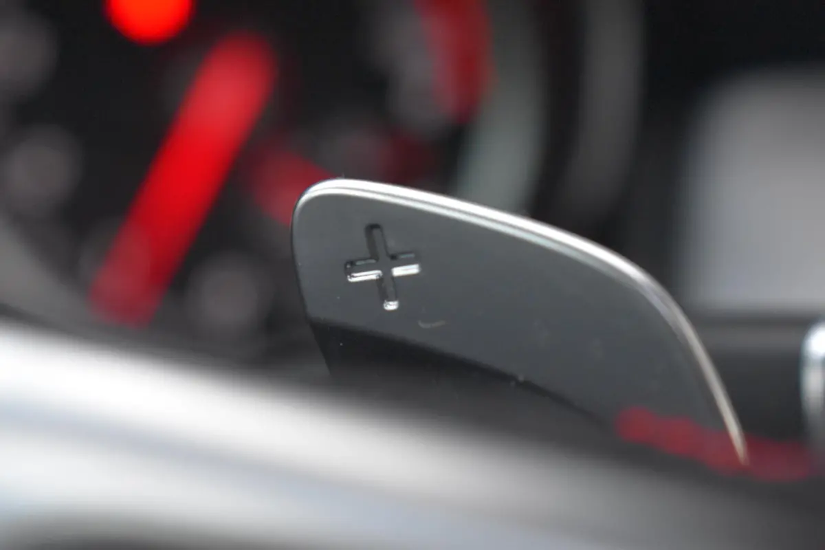 180 AMG Line Pano Keyless Camera LED