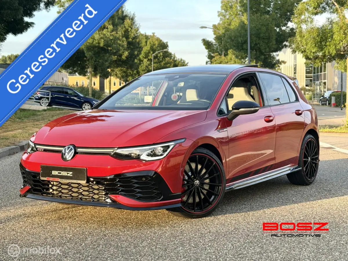 8 2.0 TSI GTI CLUBSPORT PANO HDUP AKRA VOL