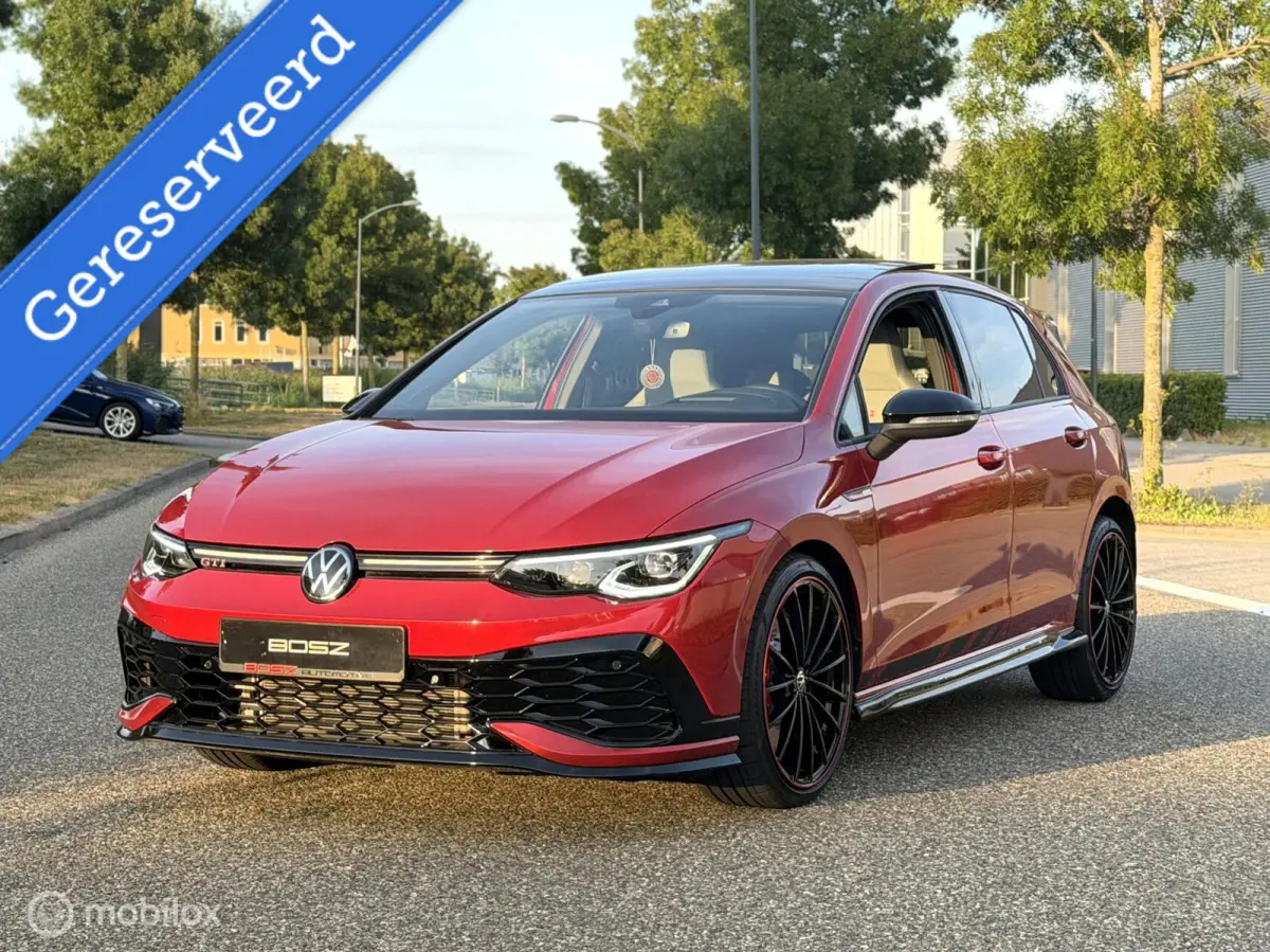 8 2.0 TSI GTI CLUBSPORT PANO HDUP AKRA VOL