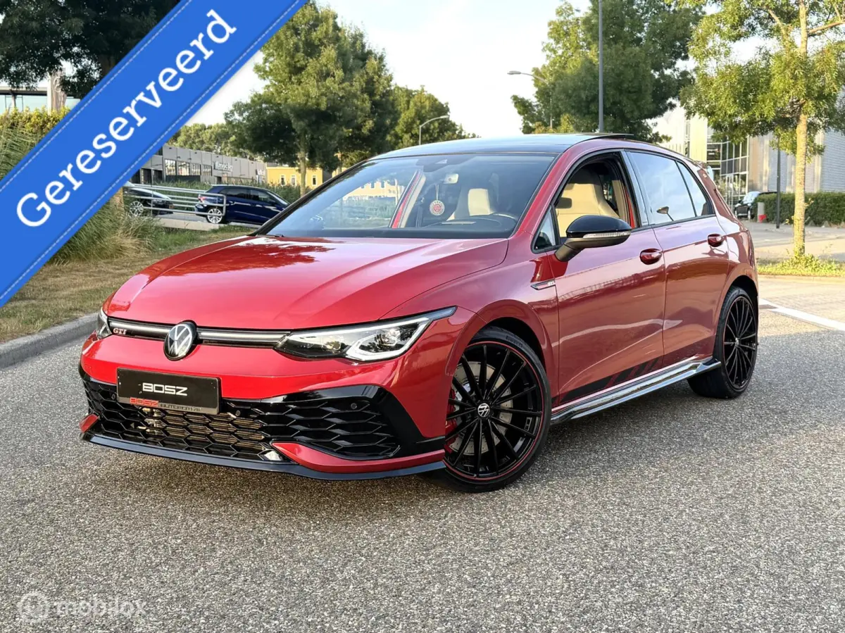 8 2.0 TSI GTI CLUBSPORT PANO HDUP AKRA VOL
