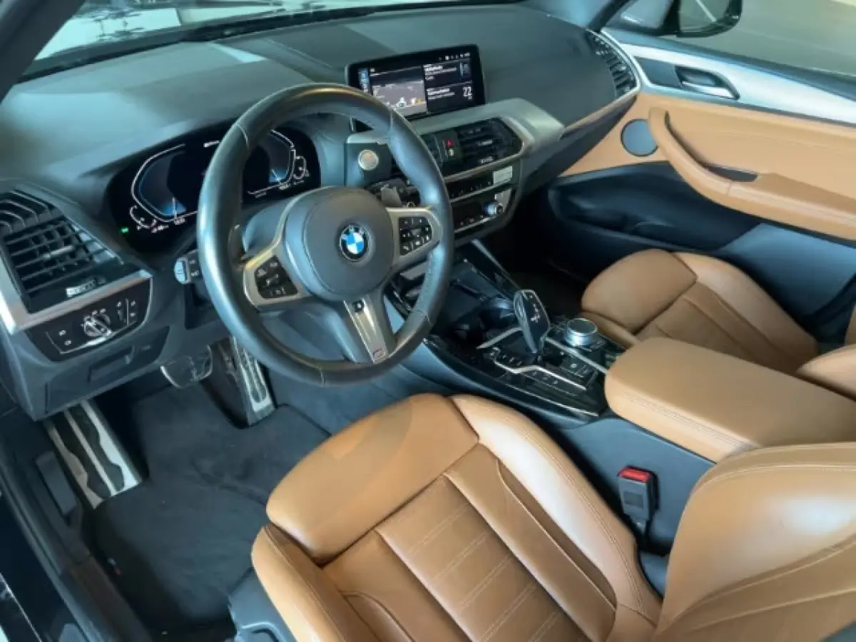 xDrive30e M-SPORT ** LED, COGNAC LEDER, PANORAMA, H&K, M-REM, 19-inch LMV ** 1e EIG - UNFALLFREI - BMW ONDERH ** ** INFORMEER OOK NAAR ONZE AANTREKKELIJKE FINANCIAL-LEASE TARIEVEN **