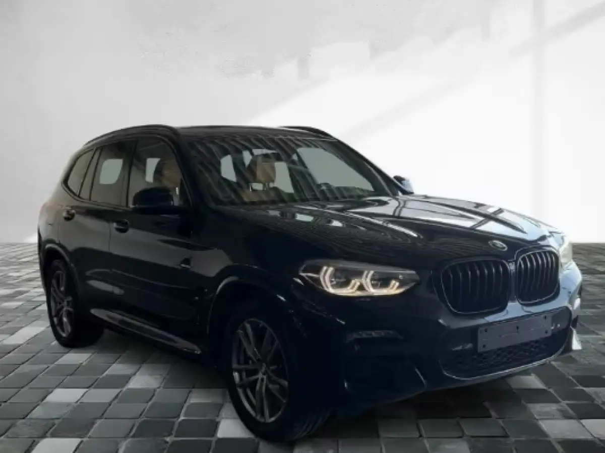 xDrive30e M-SPORT ** LED, COGNAC LEDER, PANORAMA, H&K, M-REM, 19-inch LMV ** 1e EIG - UNFALLFREI - BMW ONDERH ** ** INFORMEER OOK NAAR ONZE AANTREKKELIJKE FINANCIAL-LEASE TARIEVEN **