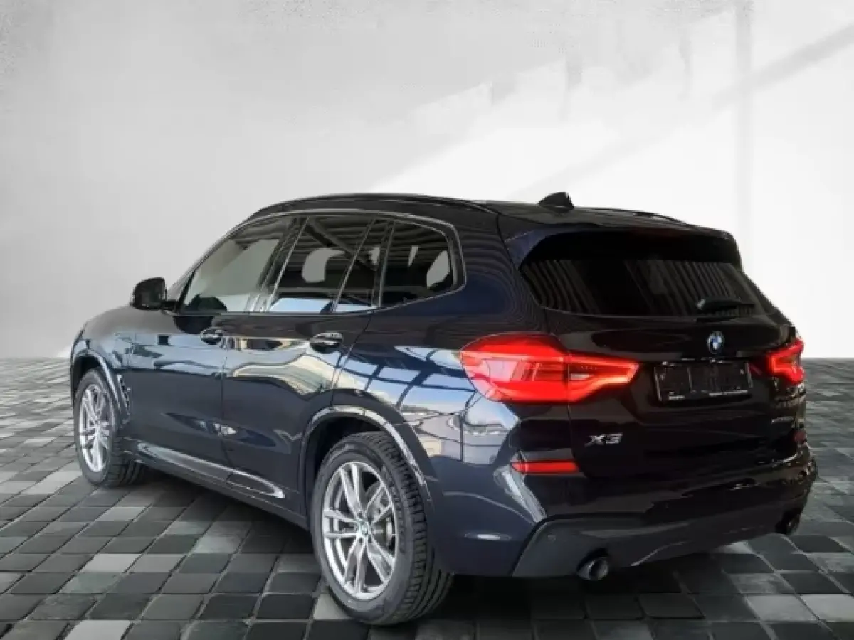 xDrive30e M-SPORT ** LED, COGNAC LEDER, PANORAMA, H&K, M-REM, 19-inch LMV ** 1e EIG - UNFALLFREI - BMW ONDERH ** ** INFORMEER OOK NAAR ONZE AANTREKKELIJKE FINANCIAL-LEASE TARIEVEN **