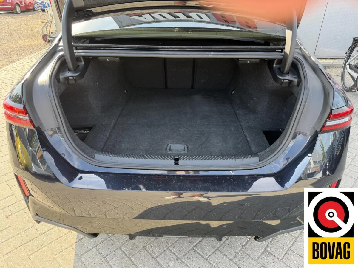 eDrive40 84 kWh