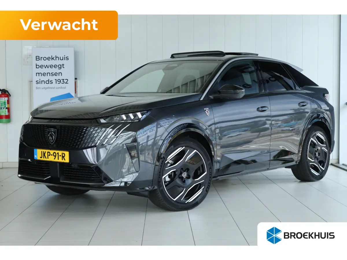 Launch Edition | Advanced Active Safety Brake met camera en radar (Pack Safety Plus) | Climate Control | Elektrische parkeerrem