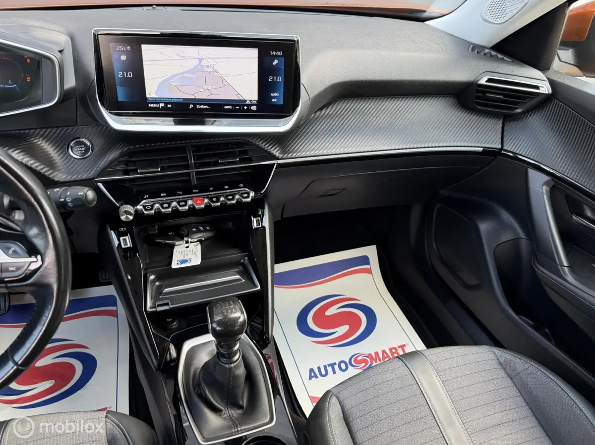 1.2 PureTech Allure Pack Camera CarPlay 17inch