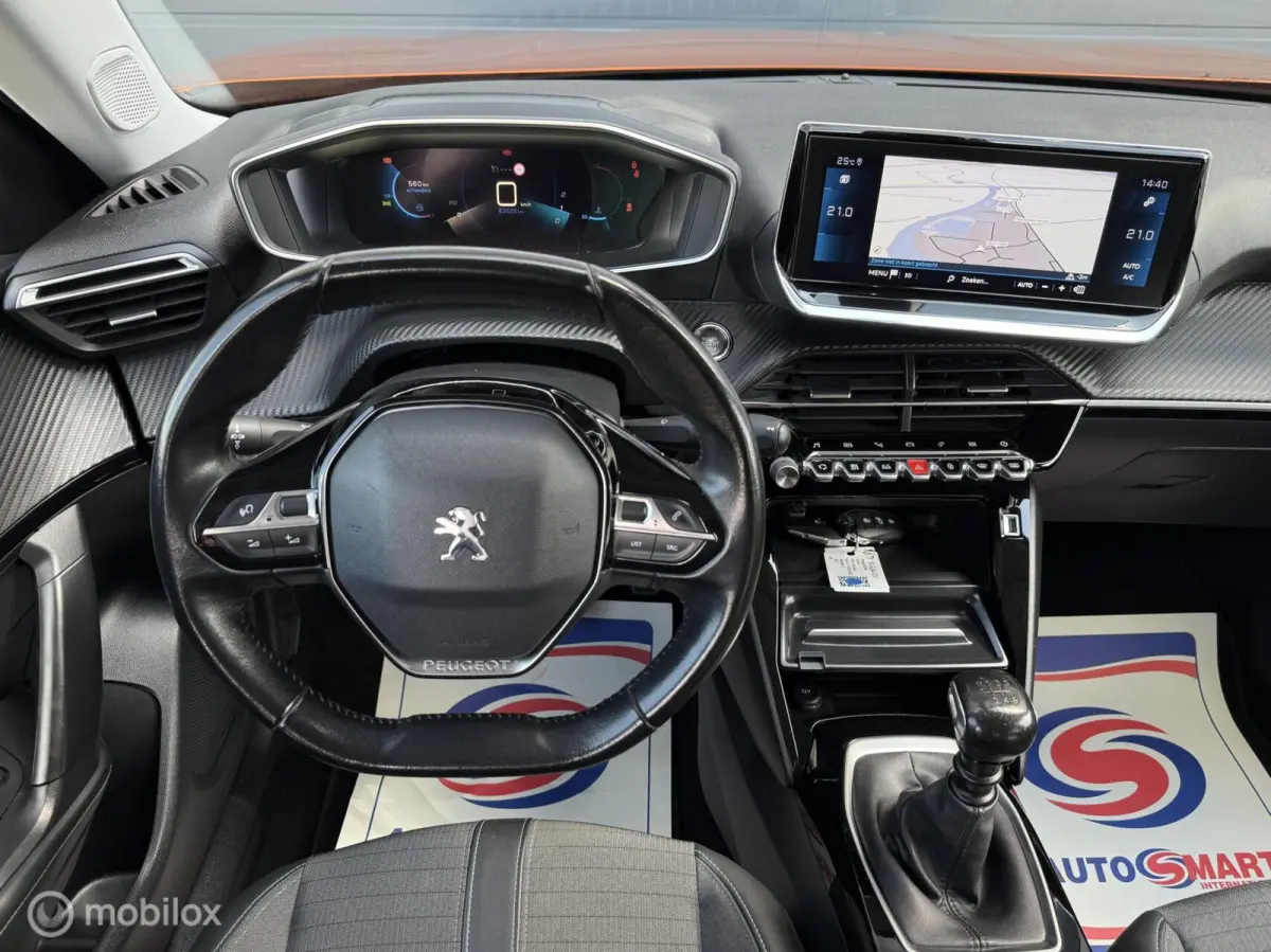 1.2 PureTech Allure Pack Camera CarPlay 17inch