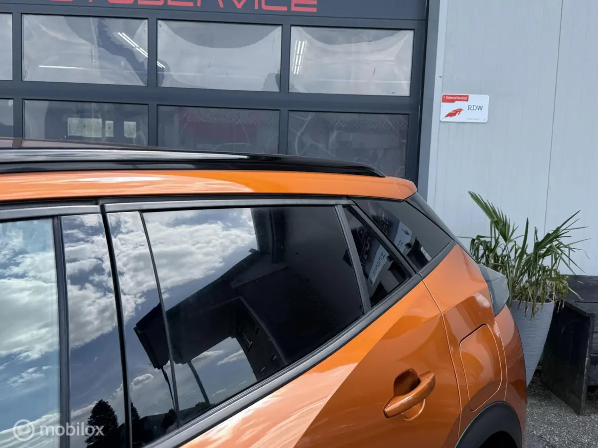 1.2 PureTech Allure Pack Camera CarPlay 17inch