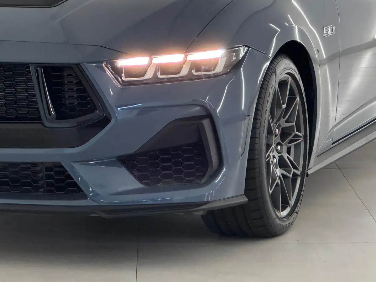 5.0 V8 GT Premium Performance / Active Exhaust / Maximale opties