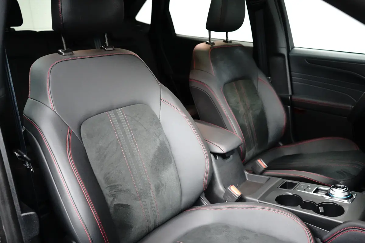 2.5 PHEV ST-Line X | Trekhaak Wegklapbaar | Driver Assistance Pack | Winter Pakket | 2100kg Trekgewicht! |
