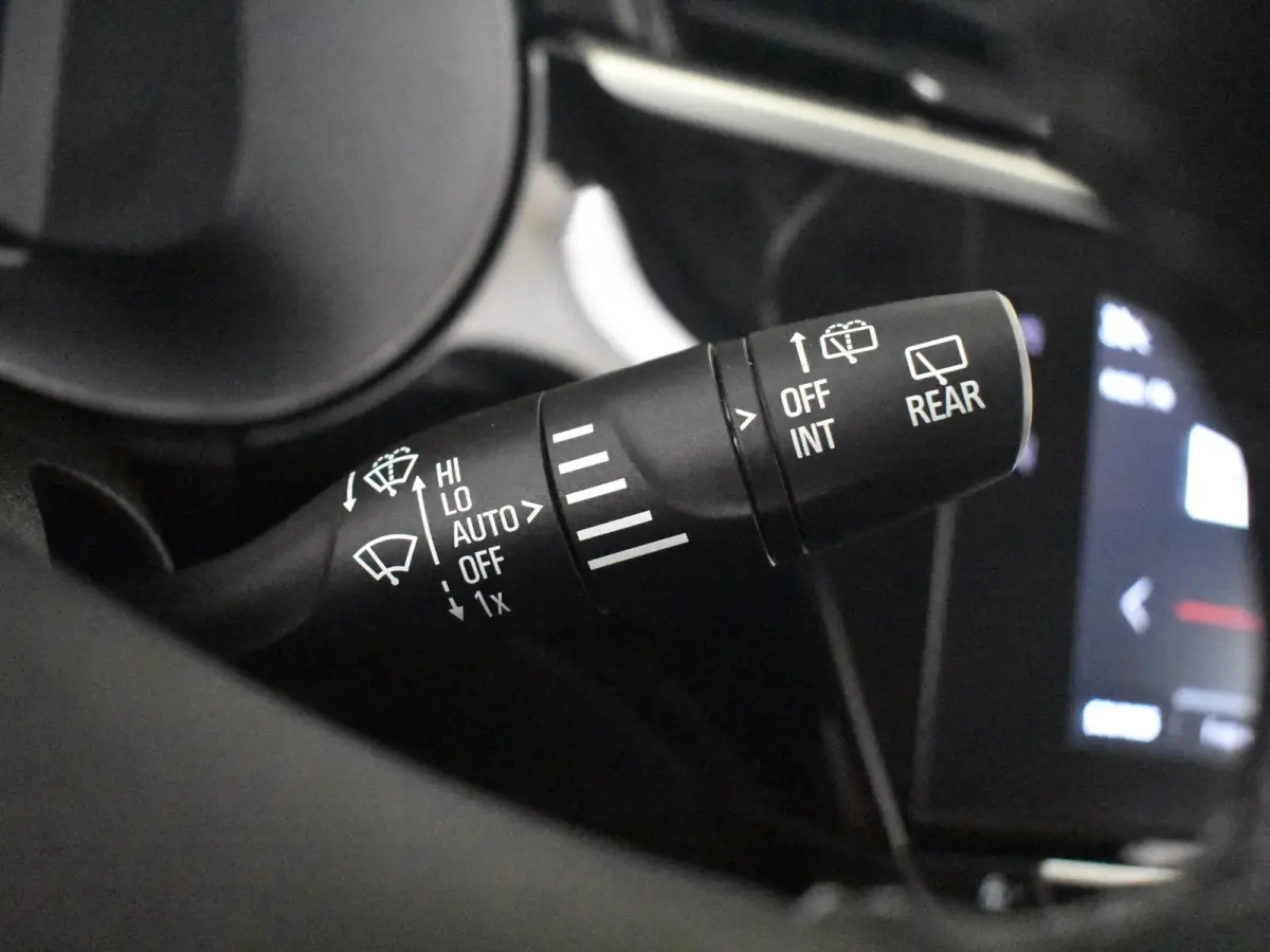1.2 Level 3 | Climate control | Apple carplay Android auto | Parkeersensoren achter | Verkeersborden detectie |DAB | LED | 16"LMV