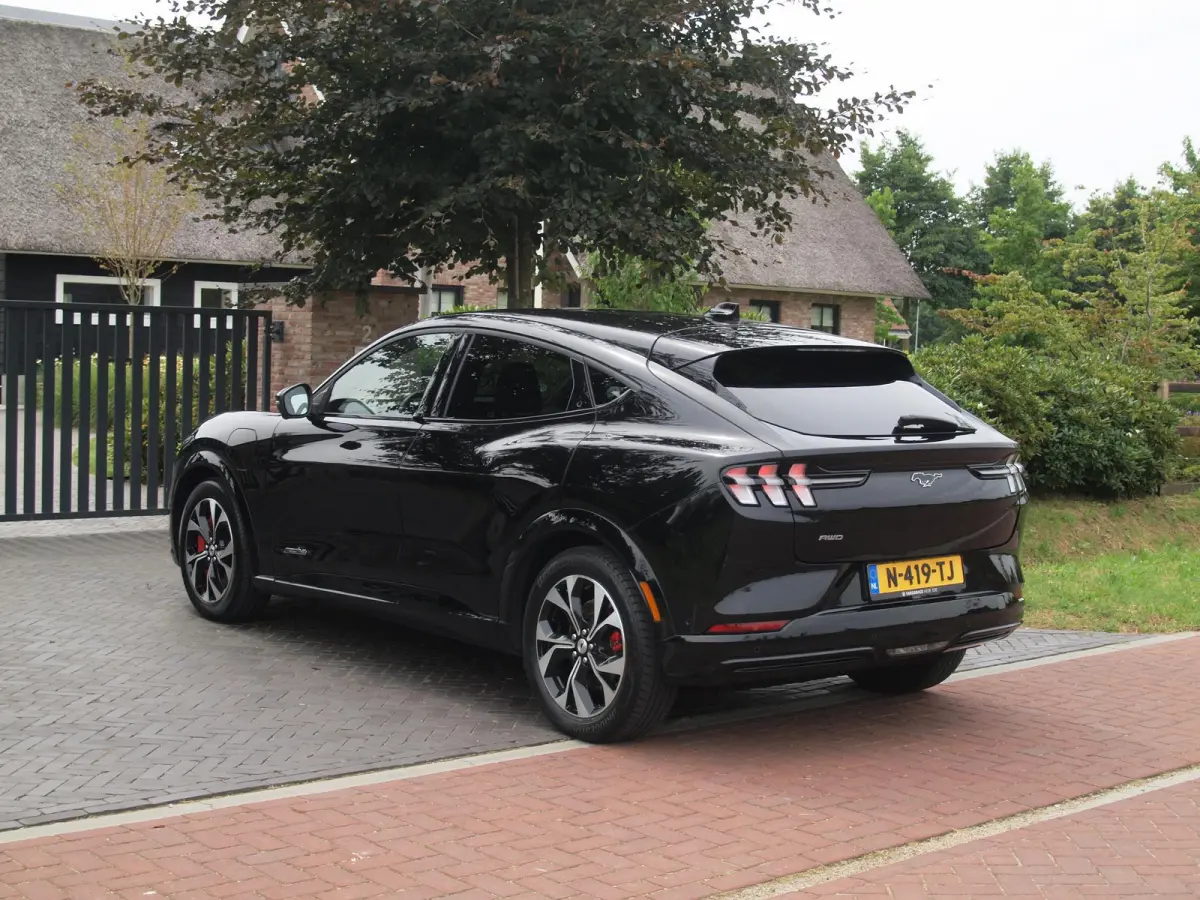 Extended AWD 98 kWh | SOH 93% | 360 Camera | Bang & Olufsen | Apple Carplay | ACC | NL-Auto |