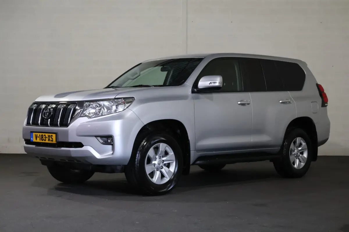 Toyota Land Cruiser 2019 Diesel Automatisch leasen