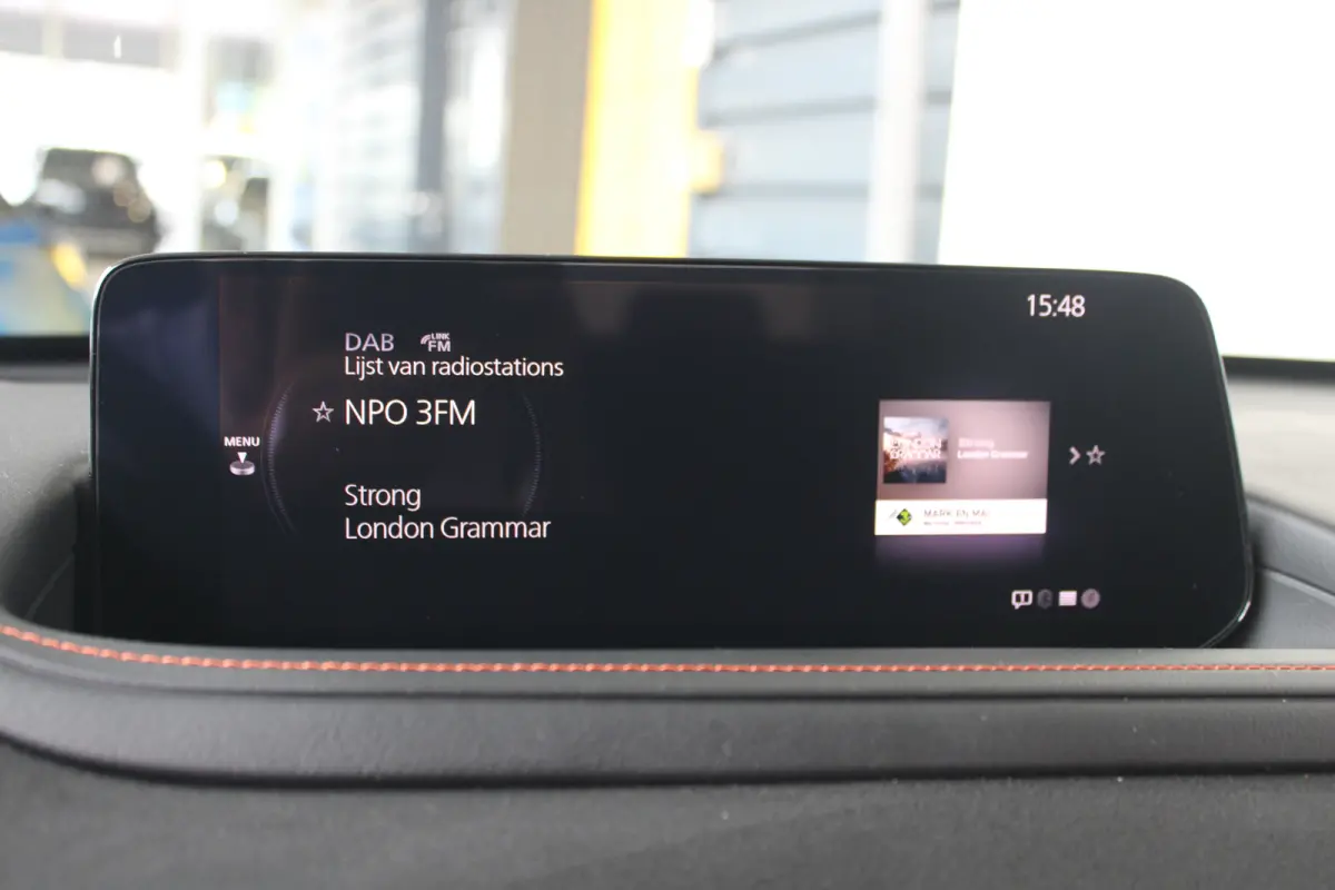2.0 e-SkyActiv-X M Hybrid Nagisa | Navigatie | Camera | Head-up display | Stoelverwarming | Keyless |
