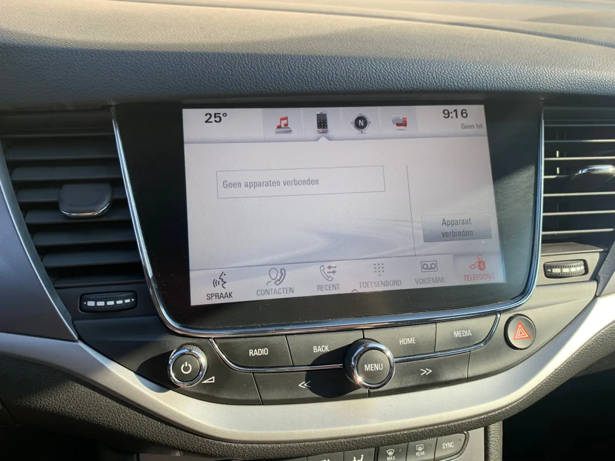 1.0 Online Edition Airco | Camera | Cruise Control | DAB | Navi | PDC V&A |