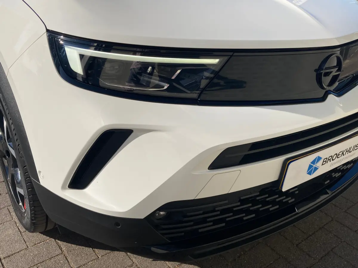1.2 Turbo GS Line Airco | Camera | Cruise Adaptief | Dode Hoek | Keyless | LED | LMV 18" | Navi | PDC V&A | Stoelverwarming |