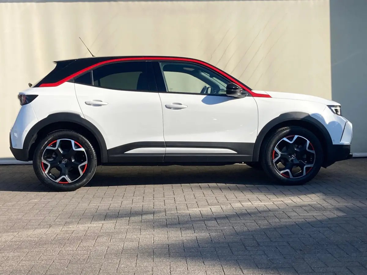 1.2 Turbo GS Line Airco | Camera | Cruise Adaptief | Dode Hoek | Keyless | LED | LMV 18" | Navi | PDC V&A | Stoelverwarming |