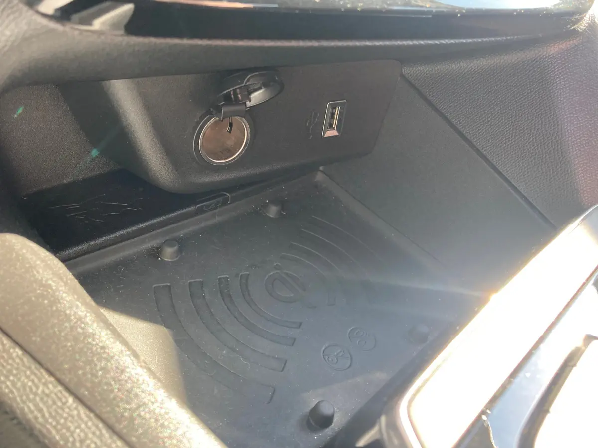 1.2 Turbo GS Line Airco | Camera | Cruise Adaptief | Dode Hoek | Keyless | LED | LMV 18" | Navi | PDC V&A | Stoelverwarming |